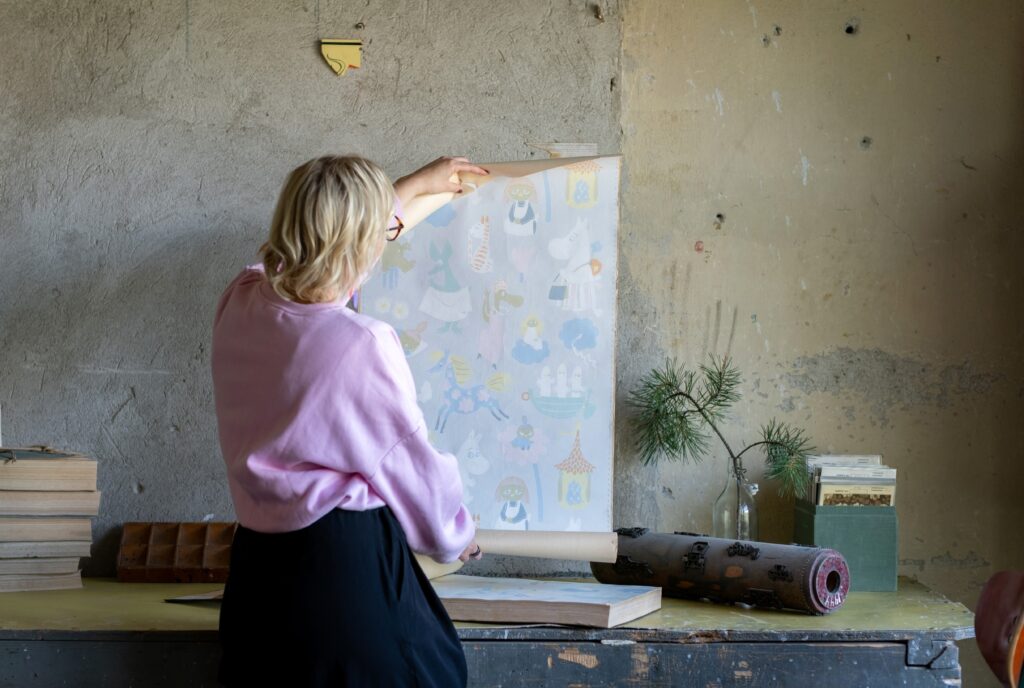 Tove Janssonin piirtämä maailman ensimmäinen muumitapetti